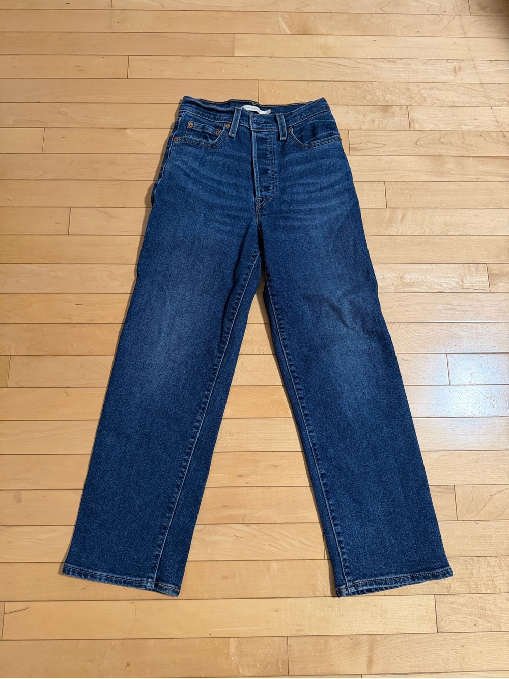 Levi’s Ribcage Straight Jeans Size 26 Dark Wash High Rise Button Fly